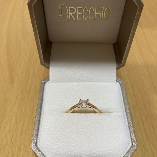 【ORECCHIO(オレッキオ)の口コミ】 普段使いしたいこと、他人と被りにくいもの、で探していました。エメラル…