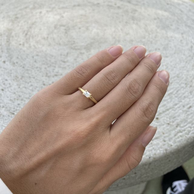 【ORECCHIO(オレッキオ)の口コミ】 普段使いしたいこと、他人と被りにくいもの、で探していました。エメラル…