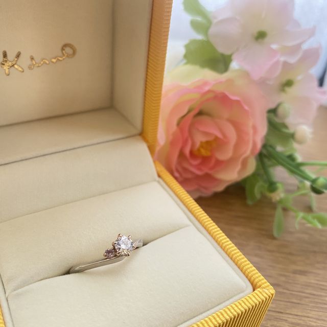 【ケイウノ ブライダル(K.UNO BRIDAL)の口コミ】 当初、違うデザインのリングをホームページで見てから
店舗に行ったのです…