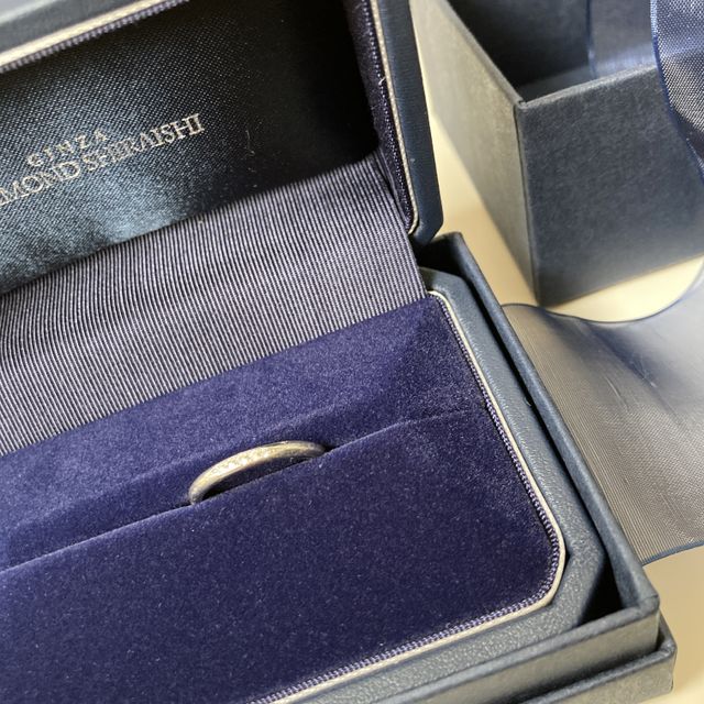 【銀座ダイヤモンドシライシの口コミ】 毎日付けられるシンプルなデザイン。彼のリングはAnolyu、私のリングとデ…