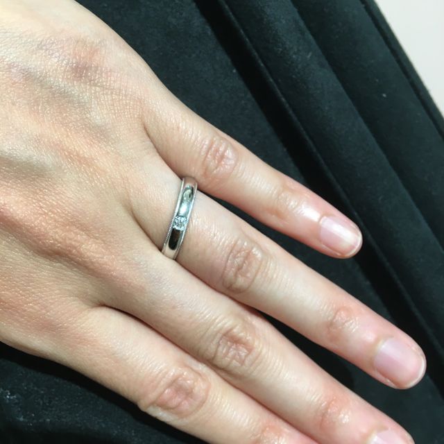 【TRECENTI(トレセンテ)の口コミ】 指輪のデザインが決め手です。シンプルな指輪で、ダイヤモンドもシンプル…
