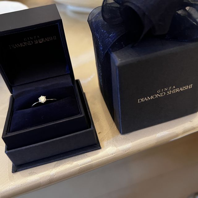 【銀座ダイヤモンドシライシの口コミ】 自分は色々調べて購入するタイプなので来店前にダイヤモンドシライシでと…