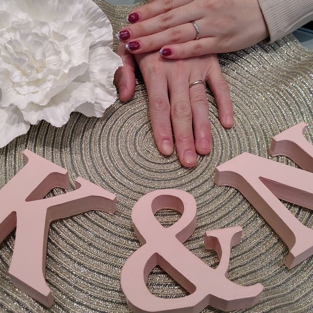 【アイプリモ(I-PRIMO)の口コミ】 沢山ホームページをみて、デザイン重視で気に入った指輪を琉璃百合ブラン…