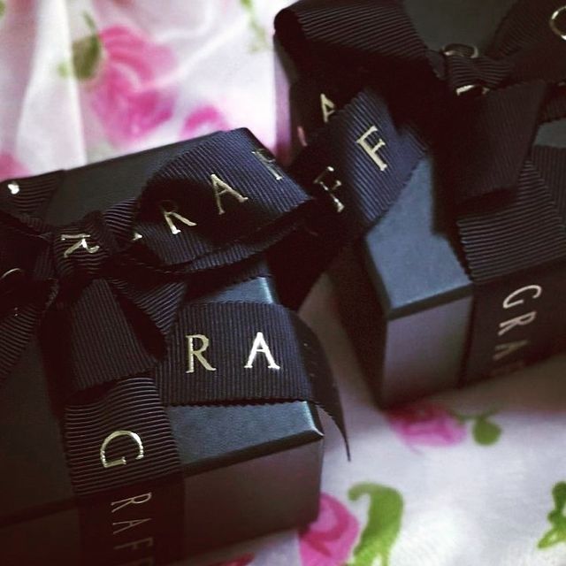 【グラフ(GRAFF)の口コミ】 人と被らないもので、プラチナ製が良いと聞いていたのでそちら中心に選ん…