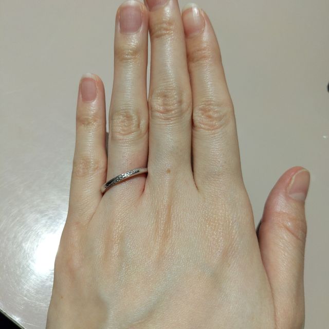 【TRECENTI(トレセンテ)の口コミ】 【指輪のデザイン・テイスト・素材について】
ストレート、プラチナ、ダイ…