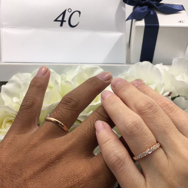 【4℃ BRIDAL(ヨンドシーブライダル)の口コミ】 指輪の決め手は、担当してくれたスタッフが色々提案してくれた中から気に…