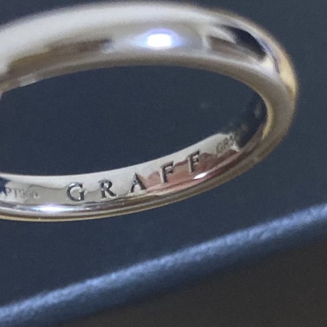 【グラフ(GRAFF)の口コミ】 シンプルなプラチナリングだとどこのブランドか分からない事が多いですが…