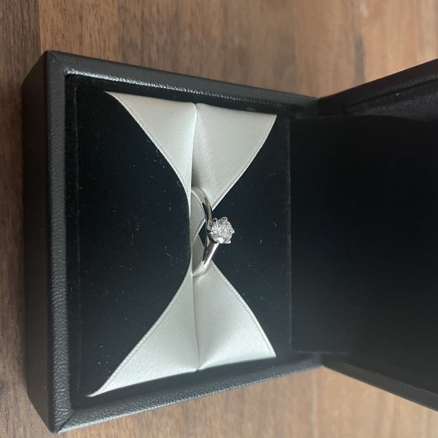 【エクセルコダイヤモンド(EXELCO DIAMOND)の口コミ】 色々なブランドを見てきましたが、ダイヤモンドで有名なベルギーのブラン…