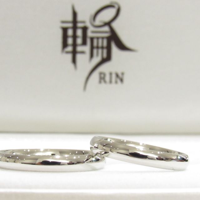 【輪-RIN-の口コミ】 二人で話し合いシンプルなデザインのリングがいいと思い、たくさん試して…