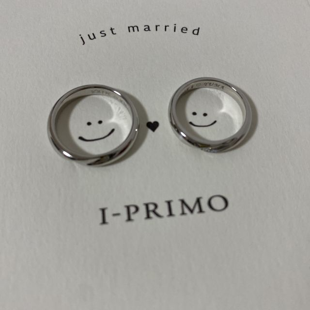 【アイプリモ(I-PRIMO)の口コミ】 デザインがシンプルなのにとても高級感のある感じだった
女性用のリングは…