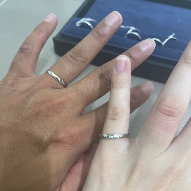 【4℃ BRIDAL(ヨンドシーブライダル)の口コミ】 とにかくデザインが可愛いです！似たようなものでも微妙に違ったり、プラ…