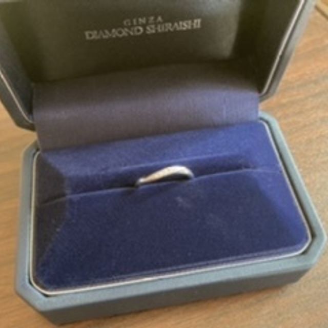 【銀座ダイヤモンドシライシの口コミ】 いくつか試着させてもらったのですが、指にぴったりフィットして、2人でこ…