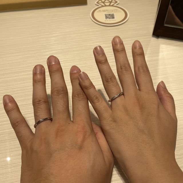 【TRECENTI(トレセンテ)の口コミ】 元々はピンクゴールドのウェーブ型のリングが気になってお店に行ってみま…