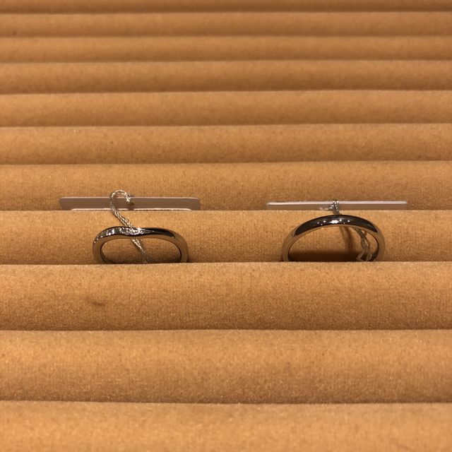 【TRECENTI(トレセンテ)の口コミ】 デザインはとても気に入りました。
ダイヤを固定しておくツメがしっかりし…