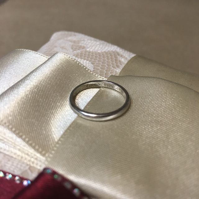 【カルティエ(Cartier)の口コミ】 カルティエというブランドに憧れがあり、結婚指輪はぜひ夫婦そろってカル…