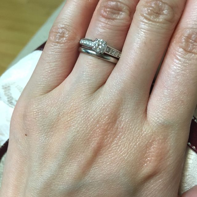 【カルティエ(Cartier)の口コミ】 購入の1年位前から、彼と一緒にいくつかのブランドをみて回りました。カル…