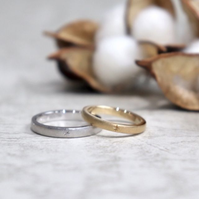 【鶴(mikoto)の口コミ】 夫婦でデザインは同じだけどもシルバーとゴールドで雰囲気をガラッと変え…