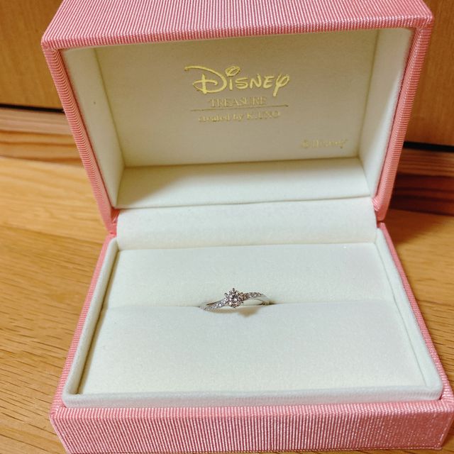 【ケイウノ ブライダル(K.UNO BRIDAL)の口コミ】 結婚指輪がウェーブラインのものを選んだので、それに合わせてウェーブの…