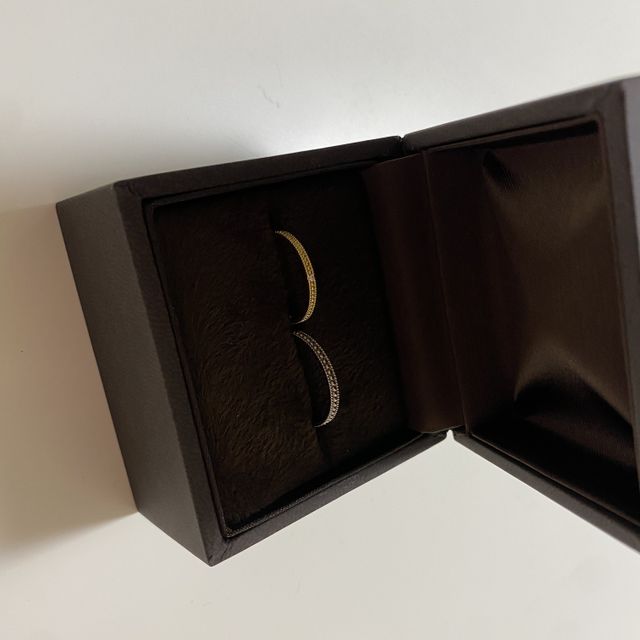 【CHER LUV(シェールラブ)の口コミ】 普段使いしやすいシンプルなデザインとさりげなく輝くダイヤモンドが可愛…