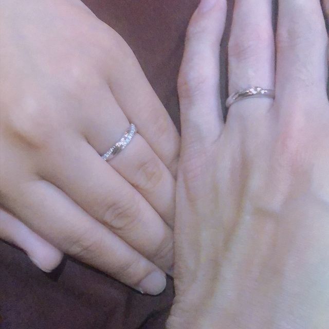 【宝寿堂(ほうじゅどう)の口コミ】 ねじりデザインの指輪で、男性の方もねじりのデザインなので、特徴的だと…