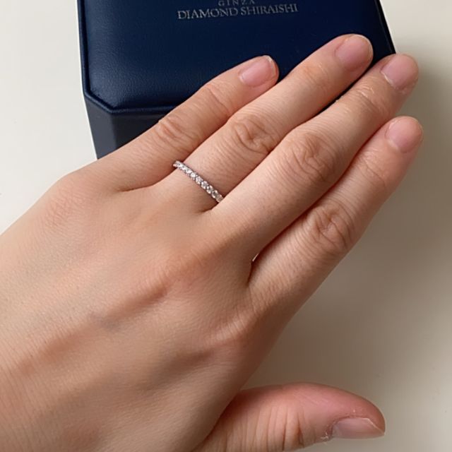 【銀座ダイヤモンドシライシの口コミ】 普段仕事上結婚指輪はつけられないため、自分の好きなデザインにしようと…
