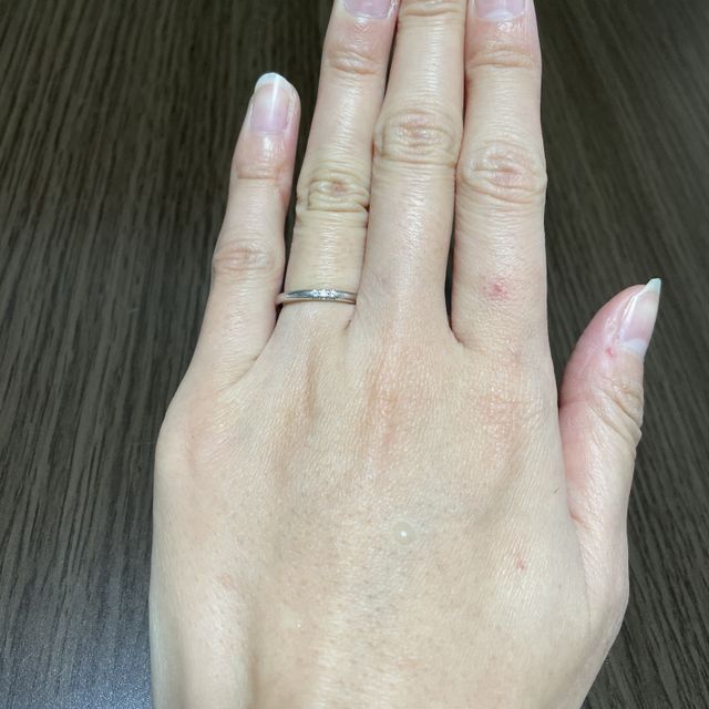 【ティファニー(Tiffany & Co.)の口コミ】 指輪の決めてはやっぱり可愛い！ダイヤがめちゃくちゃ綺麗で一目惚れしま…