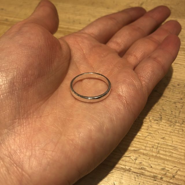 【ringram(リングラム)の口コミ】 デザインが気に入りました。手作りできたので、ダイヤの数も選べるし、角…