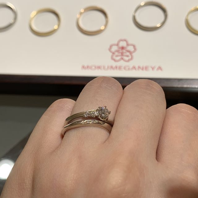 【杢目金屋(もくめがねや)の口コミ】 3種類の金属を選び、それを重ねてリングに加工するのが特徴です。金属によ…