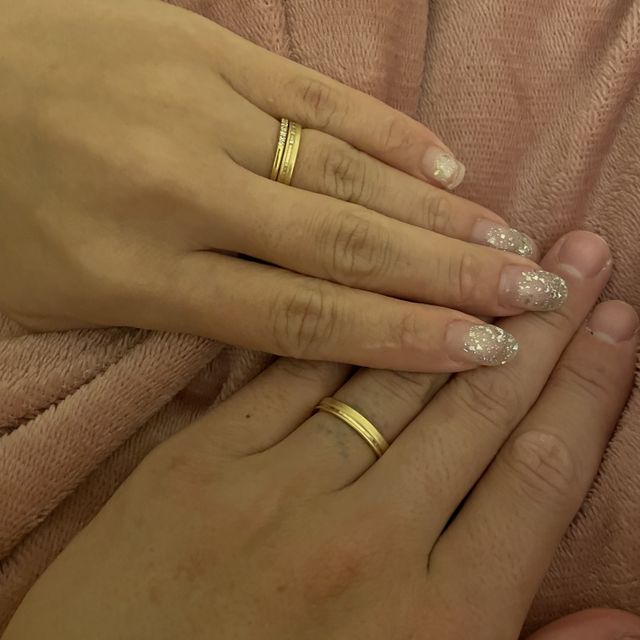 【アイプリモ(I-PRIMO)の口コミ】 指輪のデザインがイエローゴールドにもかかわらず、艶消しゴールドなので…