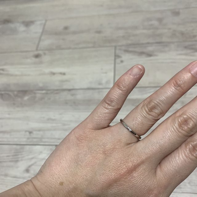 【4℃ BRIDAL(ヨンドシーブライダル)の口コミ】 デザインと予算重視で指輪を選びました。丁寧な説明や私たちの思いに寄り…