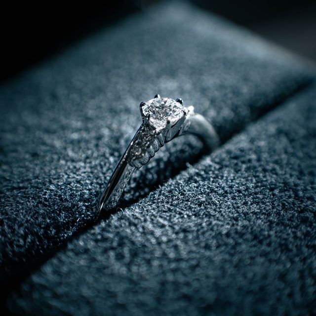 【ラザール ダイヤモンド(LAZARE DIAMOND)の口コミ】 ラザールダイヤモンドさんのブランドの価値と指輪のデザインに惹かれて購…