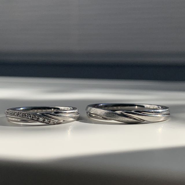 【エクセルコダイヤモンド(EXELCO DIAMOND)の口コミ】 価格もリーズナブルで
ダイヤモンドの形も大きすぎず小さすぎず、フラット…