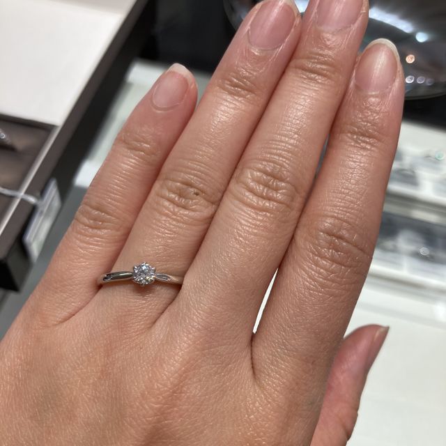 【アイプリモ(I-PRIMO)の口コミ】 王道のデザインを試着してみたかったから。あまりギラギラせず、且つ地味…