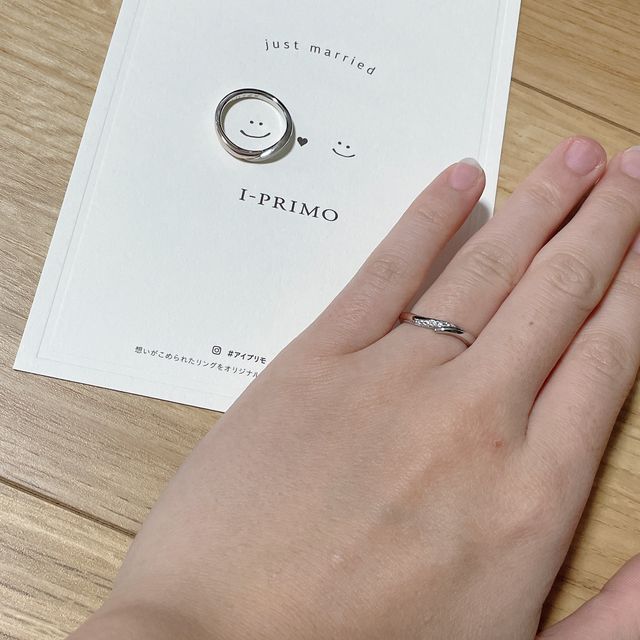 【アイプリモ(I-PRIMO)の口コミ】 2種類の指輪で迷っていました。ノクターナルは重量感、デザインが好きでし…
