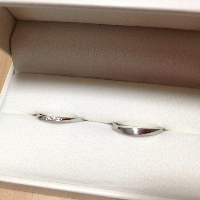 【RosettE(ロゼット)の口コミ】 月あかり
・シンプルでありながら、細かいところまできちんと凝っていると…