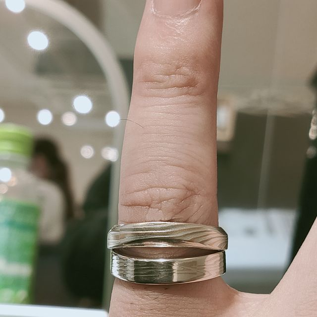 【杢目金屋(もくめがねや)の口コミ】 素材の選択…プラチナ、シルバー、ホワイトゴールド、ピンクゴール…