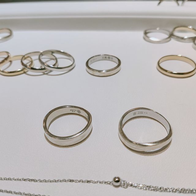 【杢目金屋(もくめがねや)の口コミ】 素材の選択…プラチナ、シルバー、ホワイトゴールド、ピンクゴール…