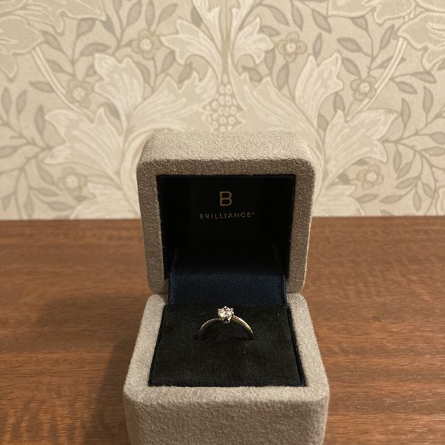 【BRILLIANCE+(ブリリアンスプラス)の口コミ】 デザインが1番の決めてでした。細身でシンプルな中にも可愛さがあるところ…