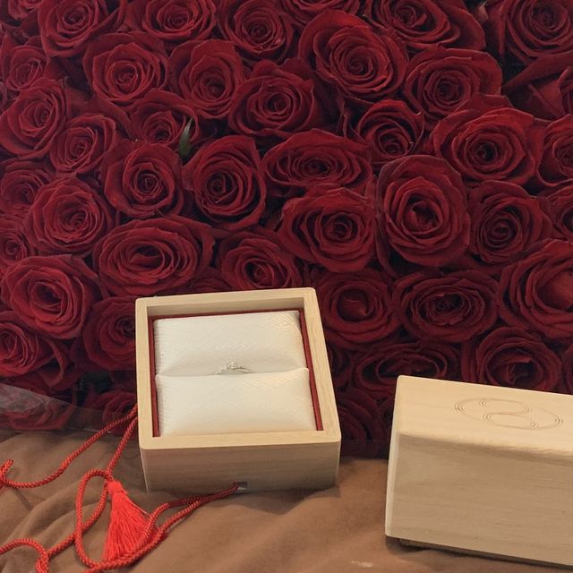 【TOMOE(トモエ)の口コミ】 相手のことを想像して、好きな桜をモチーフにした指輪にする、ダイヤモン…