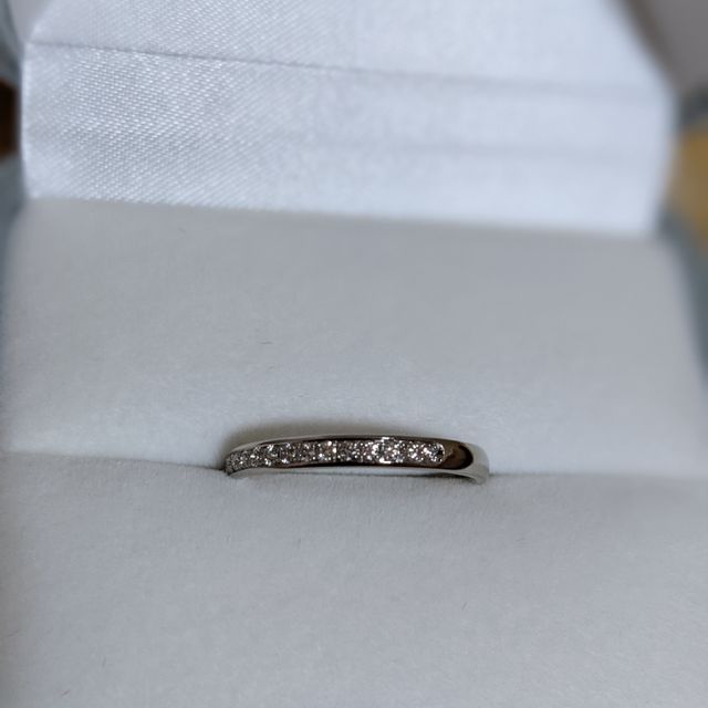 【アイプリモ(I-PRIMO)の口コミ】 普段使いができて家事もしやすく、かつダイヤの並んだリングを探していま…