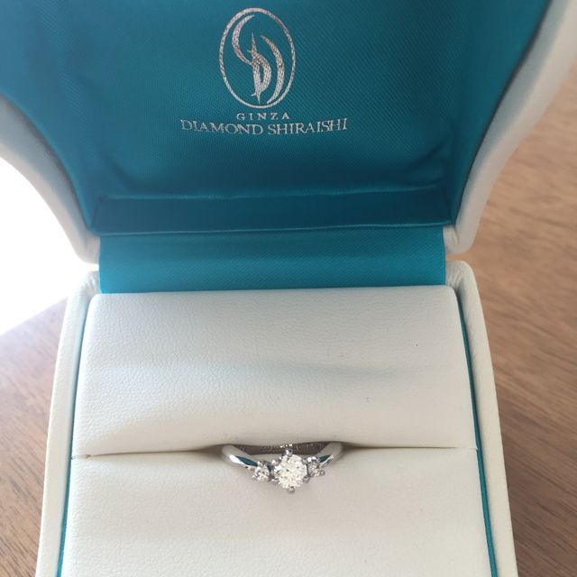 【銀座ダイヤモンドシライシの口コミ】 彼が先に候補を3件くらいにしぼった上でお店を見てきてくれました。
その…