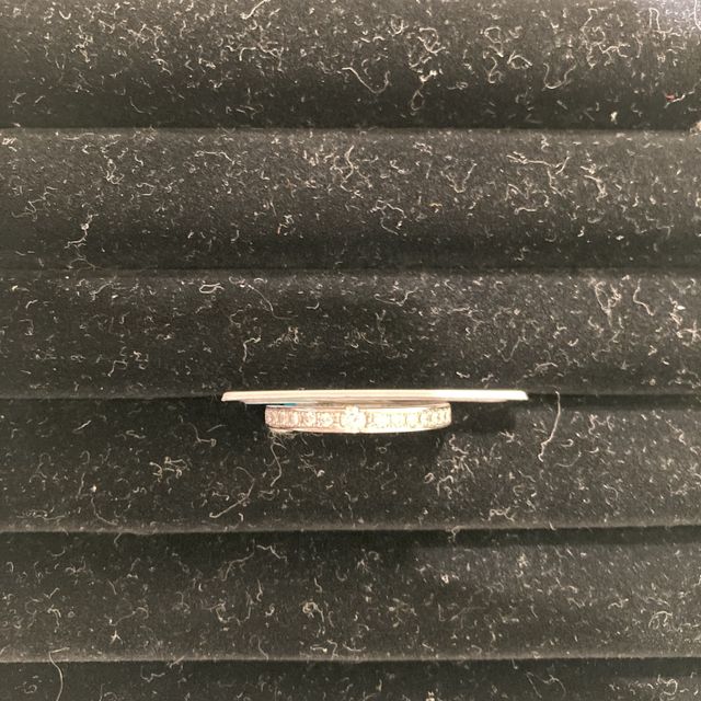 【TRECENTI(トレセンテ)の口コミ】 最初はハーフエタニティを結婚指輪として付けるなんて、派手すぎると考え…