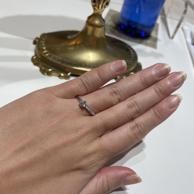 【BRILLIANCE+(ブリリアンスプラス)の口コミ】 指輪の素材はプラチナで探しておりましたが、プラチナ950のデザインが多数…
