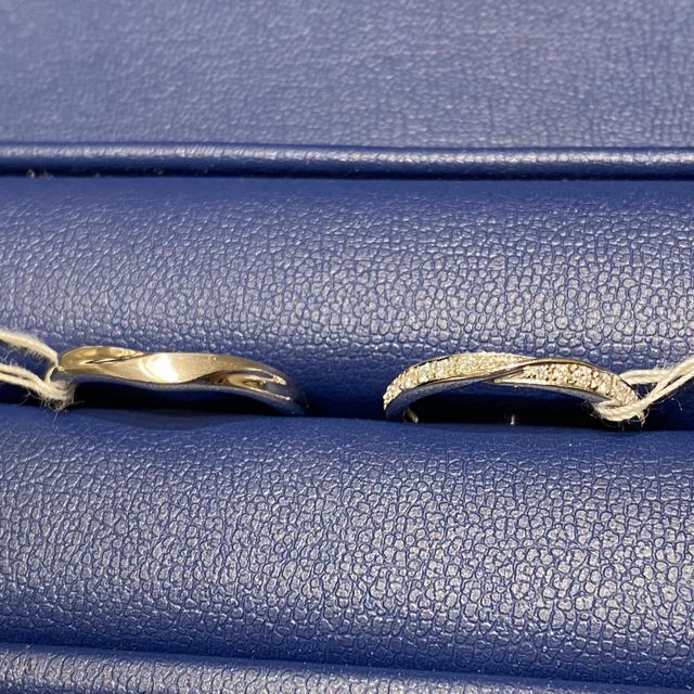 【銀座ダイヤモンドシライシの口コミ】 自分がもともと探していたデザインとは違いましたが、実際に試着してみて…