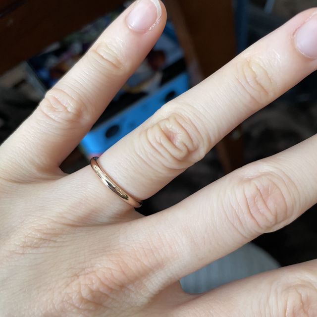 【CRAFY(クラフィ)の口コミ】 価格はどこを見ても大差ないですが、比較的安くオプションで宝石がつけら…