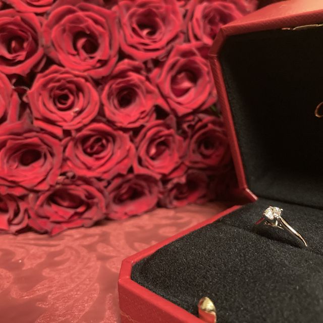 【カルティエ(Cartier)の口コミ】 憧れのブランドであることは事前に聞いていたので、その中で自分のプレゼ…