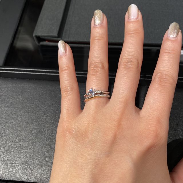 【エクセルコダイヤモンド(EXELCO DIAMOND)の口コミ】 デザインとダイアモンドのランクを見て最終的に価格と相談して決めました…