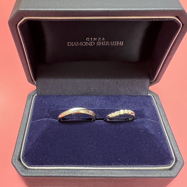 【銀座ダイヤモンドシライシの口コミ】 素材はプラチナで探していました。最初は、メレダイヤが埋め込まれている…