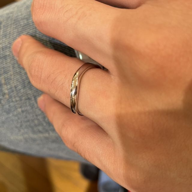 【TRECENTI(トレセンテ)の口コミ】 内甲丸という仕立て方法ということで、指への吸い付きが他と比べてダント…