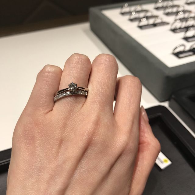 【エクセルコダイヤモンド(EXELCO DIAMOND)の口コミ】 結婚指輪の定番といえばやはりプラチナ。プラチナは希少性があり､変色や変…